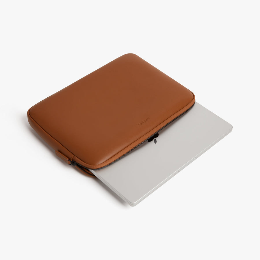 14-inch / Mahogany (Vegan Leather) | Front view of Metro Laptop Sleeve Mahogany