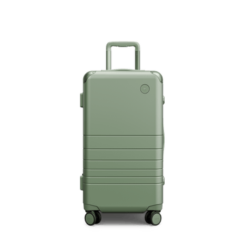 Front view of Hybrid Trunk Medium in Mint