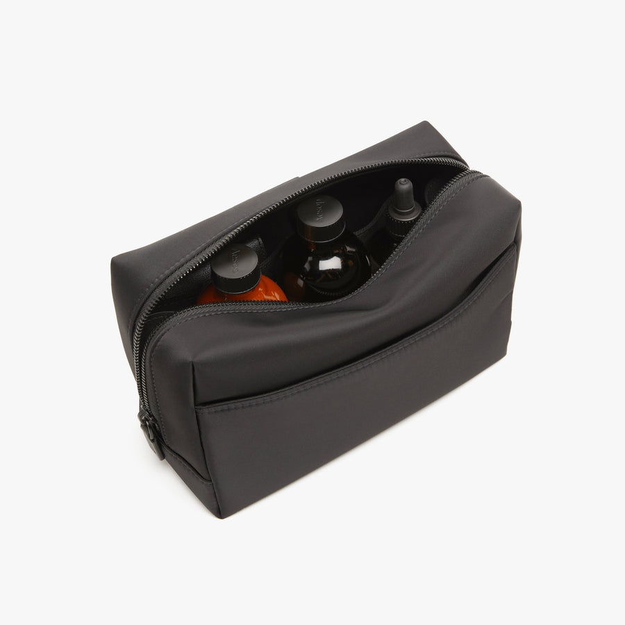 Large / Carbon Black | Interior back view of Metro Toiletry Case Large in Carbon Black