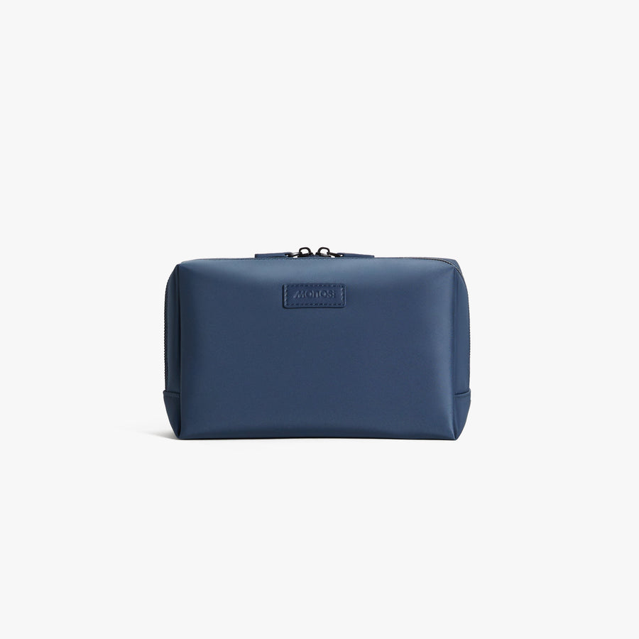Large / Oxford Blue | Front view of Metro Toiletry Case Large in Oxford Blue
