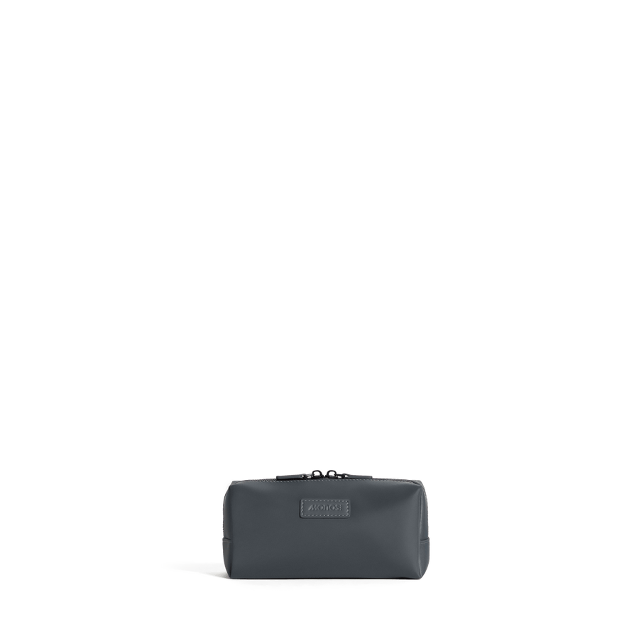 Small / Dover Grey Scaled | Front view of Metro Toiletry Case Small in Dover Grey