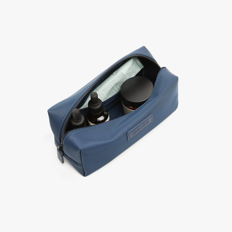 Small / Oxford Blue | Interior front view of Metro Toiletry Case Small in Oxford Blue